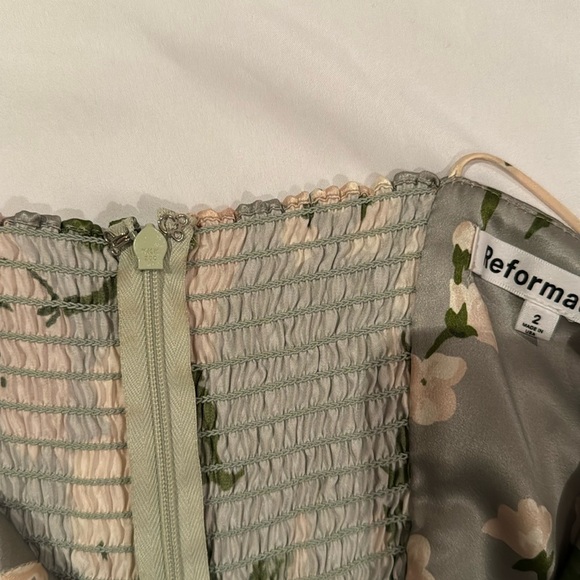 AUTHENTIC Reformation Marguerite Floral Green Sage Silk Dress - Picture 12 of 12